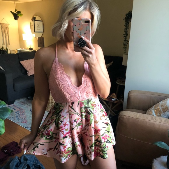 boutique Dresses & Skirts - Romper